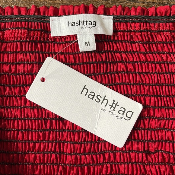 South Moon Under Hashtag Leopard Embossed Handkerchief Hem Top in Red - Picture 11 of 12